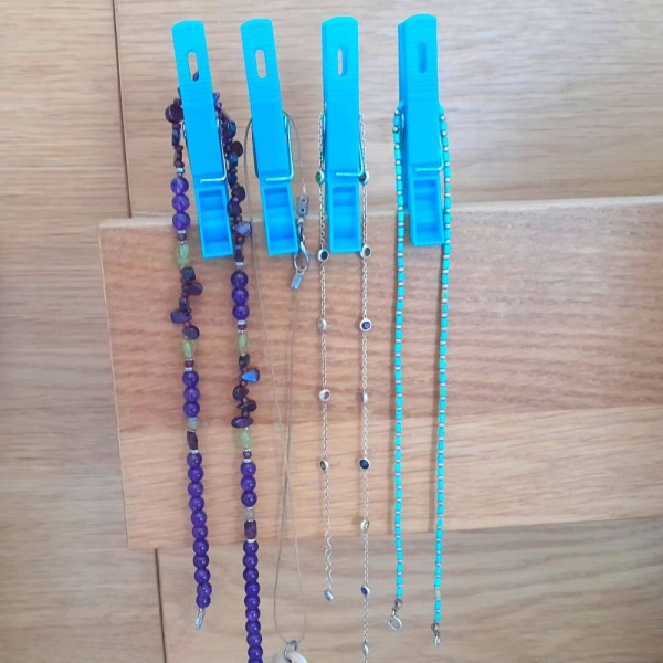 12 ingeniosos trucos con pinzas de la ropa que te sacarán de más de un apuro