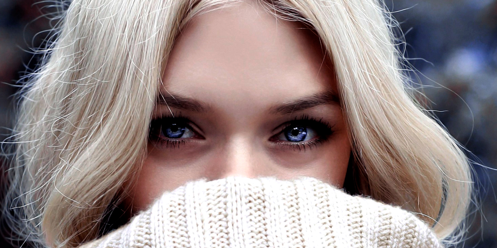 Ojeras oscuras en los ojos