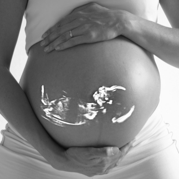 Qué es una ecografía 5D y en qué se diferencia de la ecografía 4D