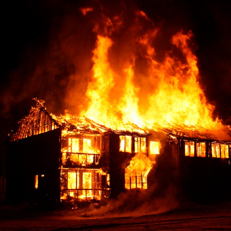 Qué hacer si inhalas humo en un incendio