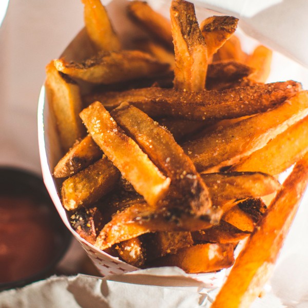 Qué es la acrilamida y por qué tiene relación con los alimentos y la salud