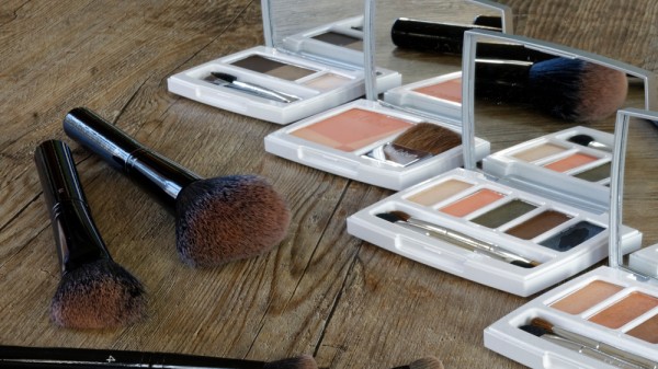 Cuáles son las 6 brochas imprescindibles para un maquillaje profesional